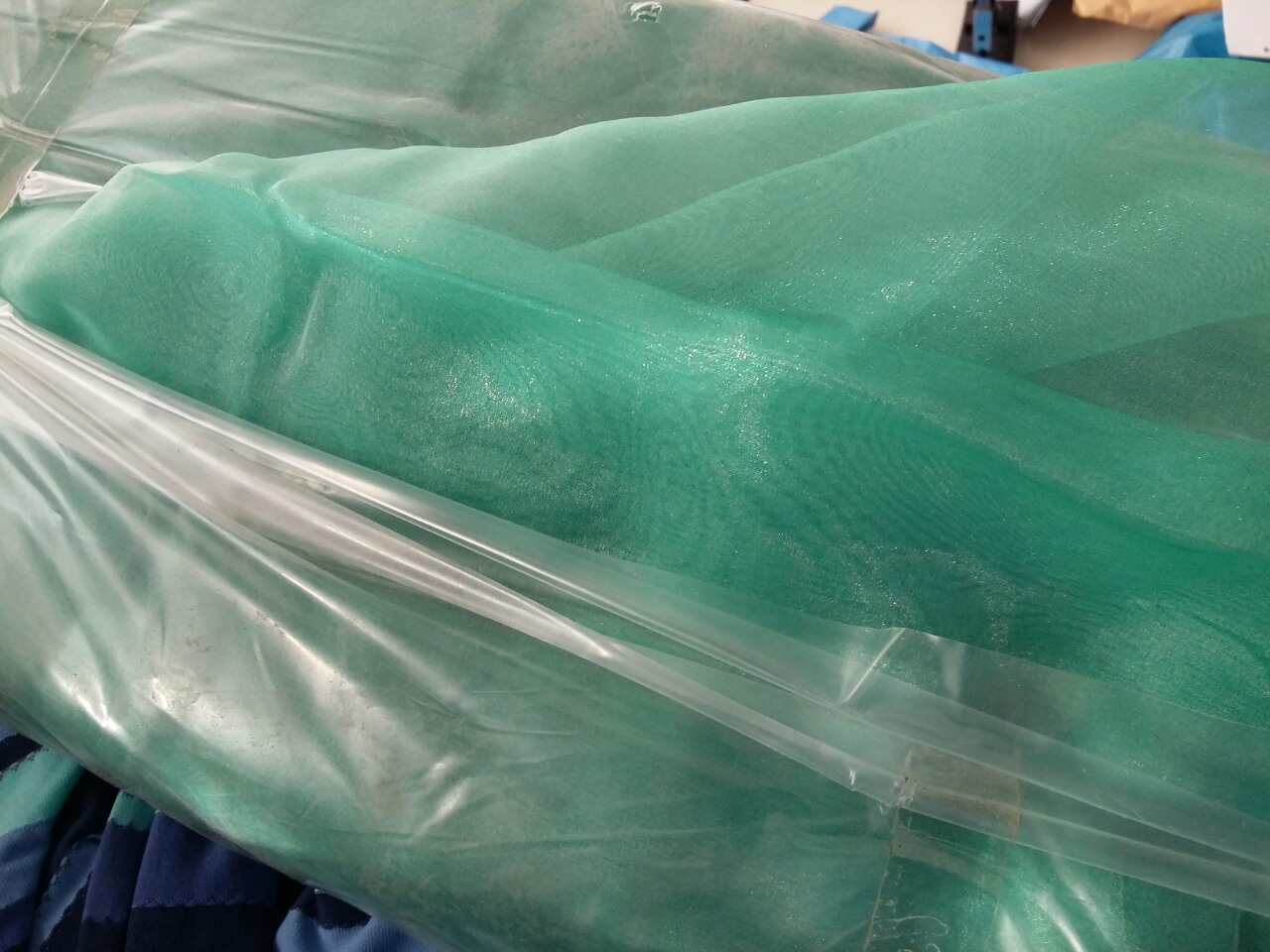 Light green organza 3.15m.