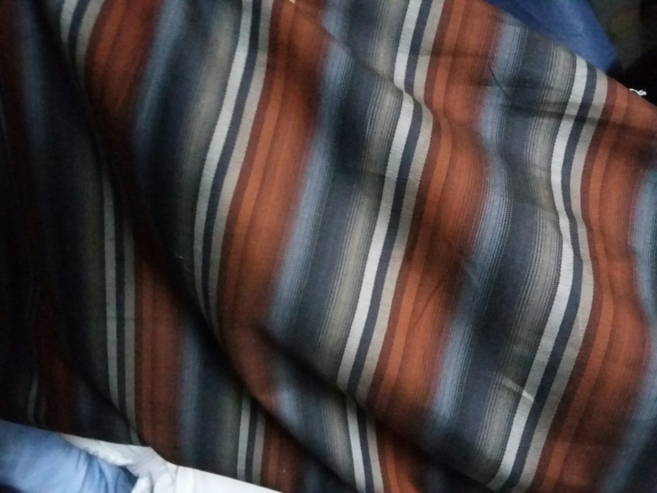 Κεραμιδί - γκρι