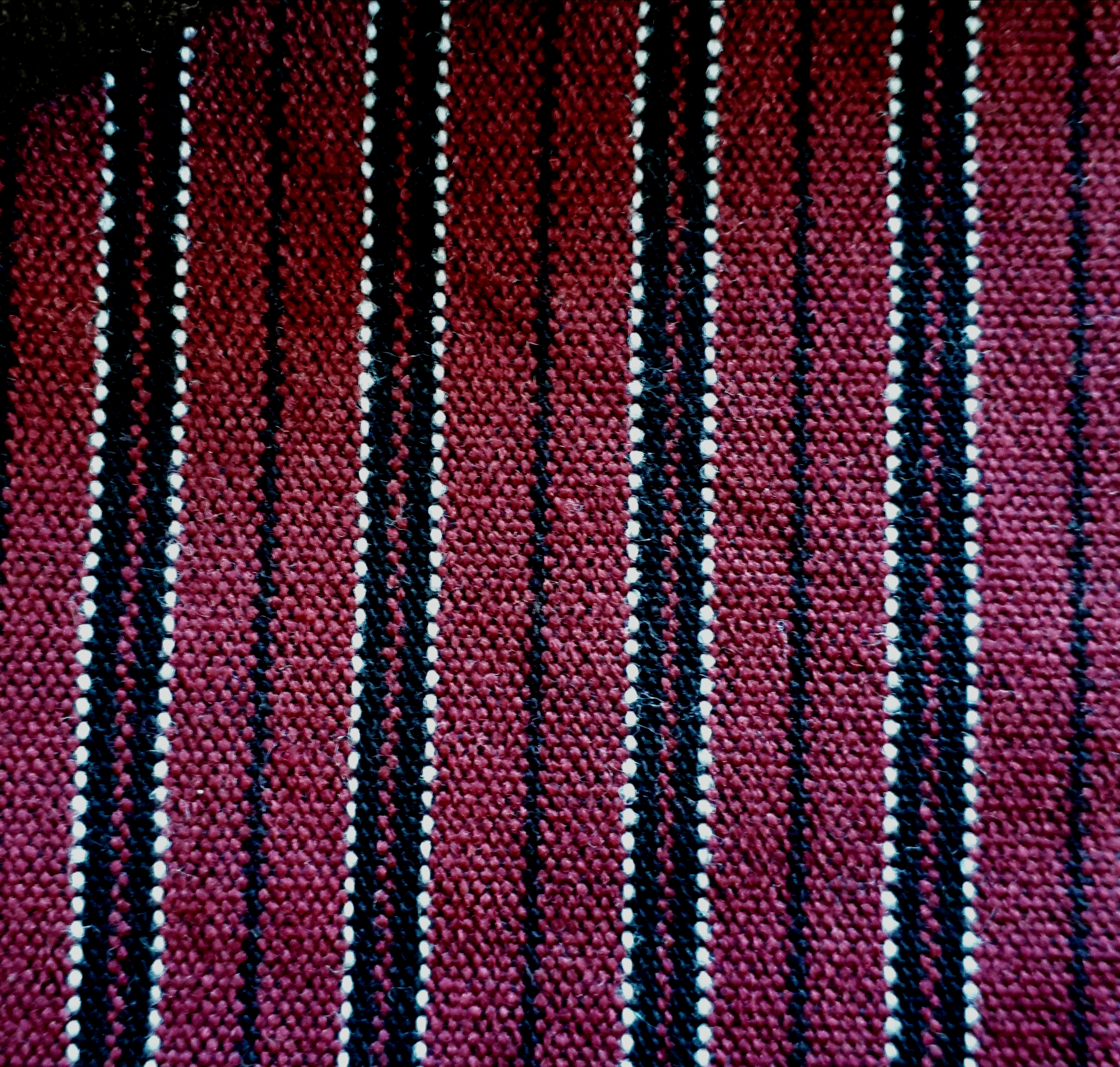 Ifasmata123.gr Fabrics for traditional folk costumes