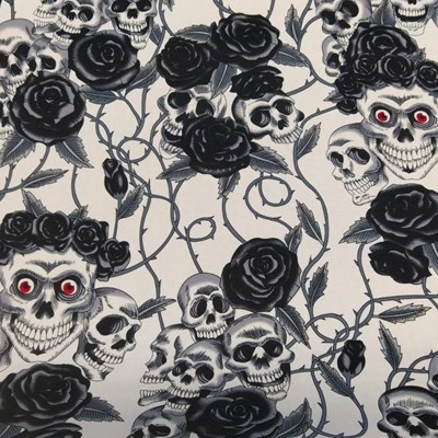 Skulls black roses