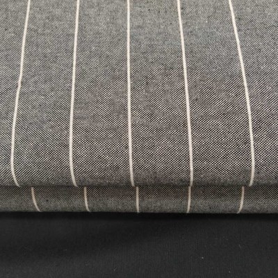 Ανθρακί λευκή ρίγα Ανθρακί λευκή ρίγα