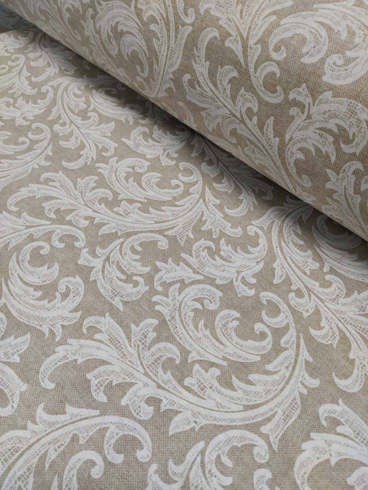 Μπροκάρ μπεζ